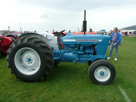 Ford 4000 Tractor: Performance and Capabilities